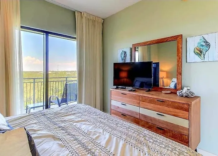Life\'S A Beach In This Cozy Condo In The Origin At Seahaven Resort